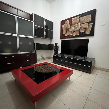 Africa Em Zona Comercial De Luanda Apartment Екстериор снимка